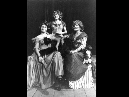 Náhled: Mamzelle Nitouche 1977